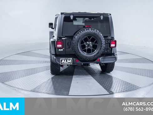 Used 2025 Jeep Wrangler Unlimited Sport AWD/4WD image 8