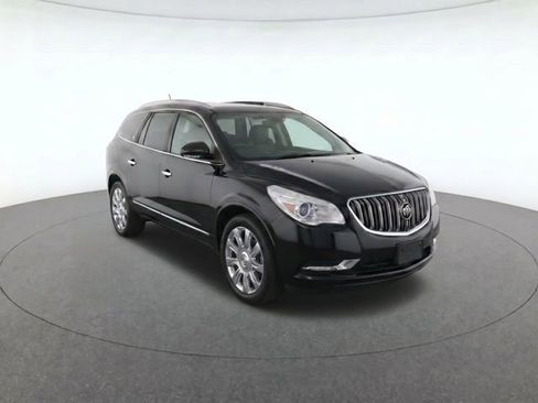 Used 2017 Buick Enclave Leather FWD image 2