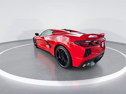 Used 2021 Chevrolet Corvette Stingray Premium Conv w/ Z51 Performance Package image 6