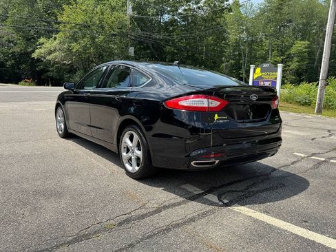 Used 2016 Ford Fusion SE AWD/4WD image 8