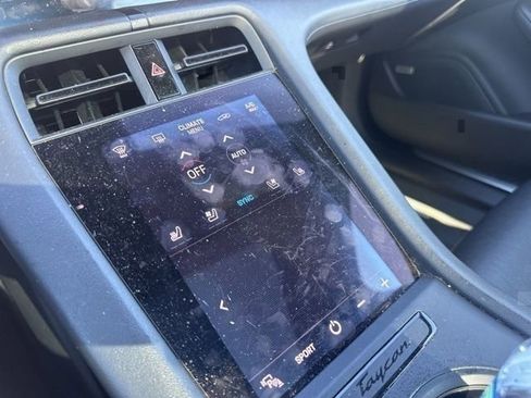 Used 2020 Porsche Taycan 4S image 48