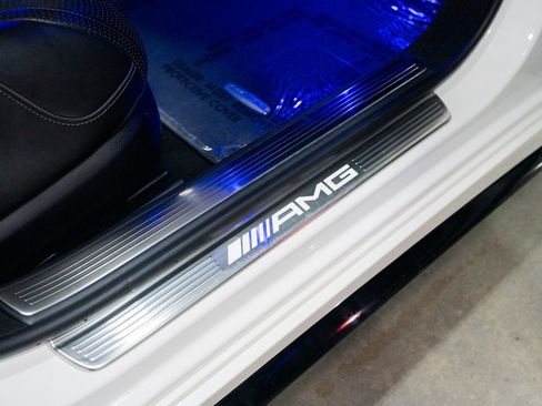 Used 2018 Mercedes-Benz S 63 AMG 4MATIC Sedan image 40