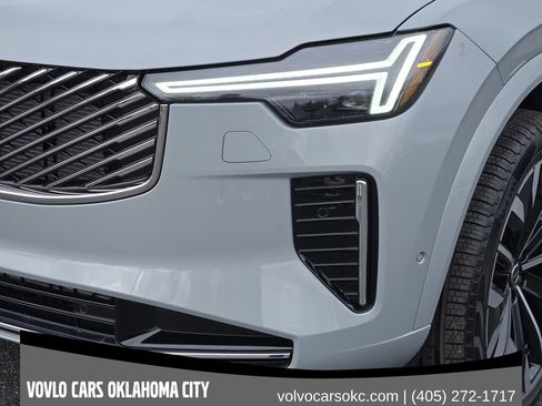 Used 2026 Volvo XC90 B6 Ultra w/ Protection Package AWD/4WD image 9