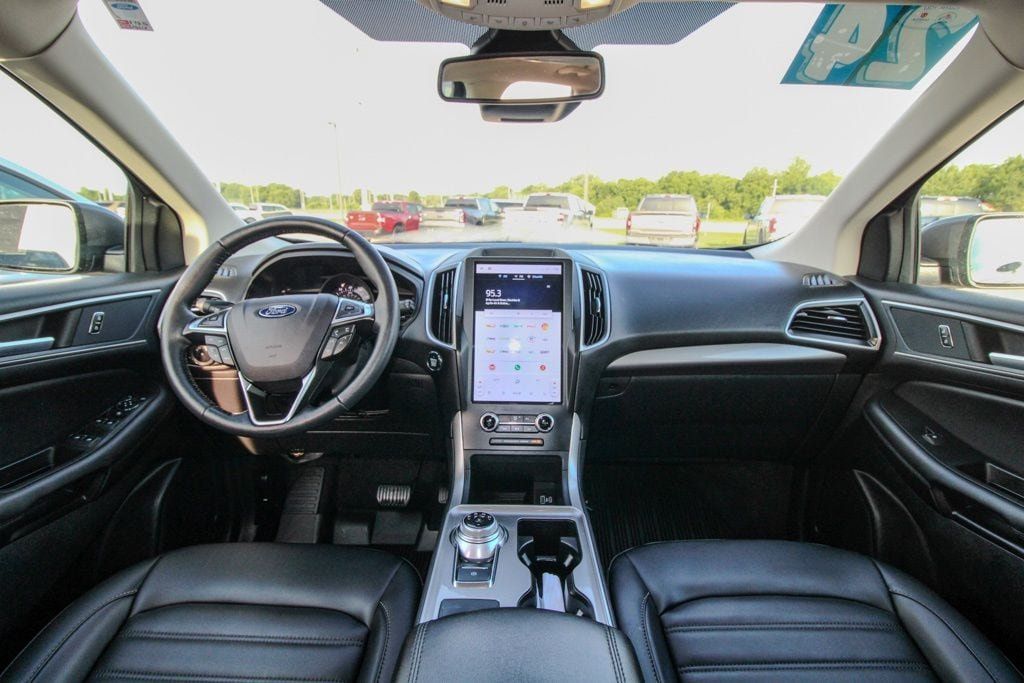 Used 2024 Ford Edge SEL w/ Convenience Package AWD/4WD image 10
