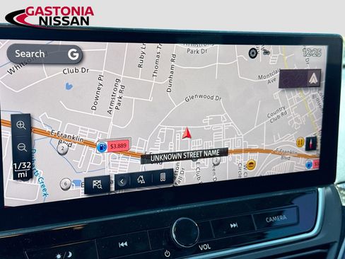 Used 2024 Nissan Altima 2.5 SR w/ SR Premium Package image 13