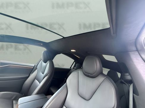 Used 2020 Tesla Model X Long Range AWD/4WD image 6