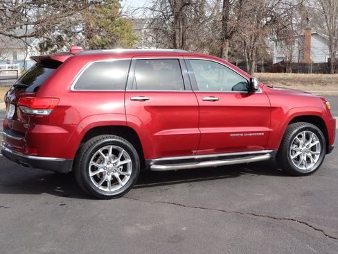 Used 2014 Jeep Grand Cherokee Summit image 4