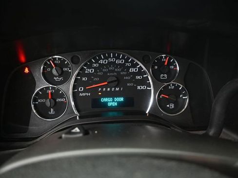 Used 2020 Chevrolet Express 2500 w/ Driver Convenience Package image 7