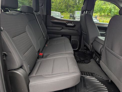 Used 2023 Chevrolet Silverado 1500 LT AWD/4WD image 11
