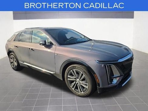 Used 2024 Cadillac Lyriq Luxury AWD/4WD image 4