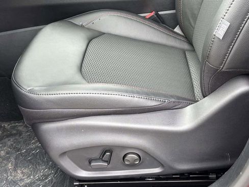 New 2026 Jeep Compass Trailhawk image 13