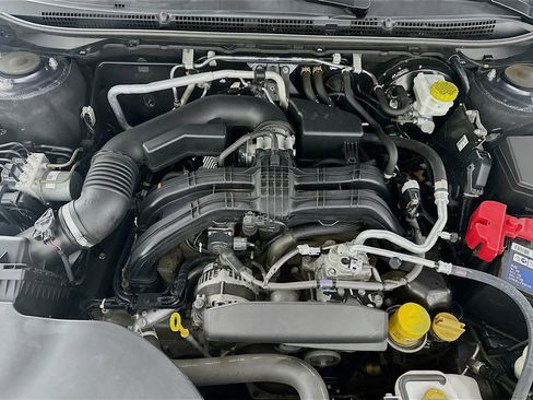 Used 2022 Subaru Outback Premium image 31