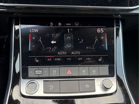Used 2025 Audi Q7 3.0T Premium Plus AWD/4WD image 20