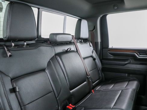 Used 2024 GMC Sierra 2500 Denali w/ Denali Reserve Package AWD/4WD image 33