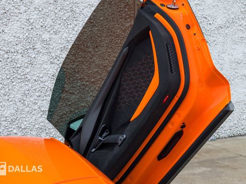 Used 2024 Lamborghini Revuelto AWD/4WD image 36