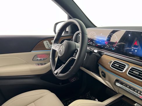 Certified 2026 Mercedes-Benz GLE 350 4MATIC image 10