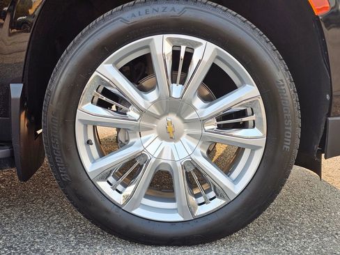 Used 2024 Chevrolet Tahoe High Country w/ Max Trailering Package AWD/4WD image 16