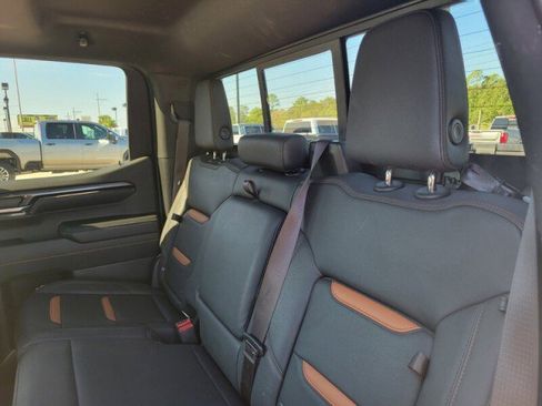 Used 2023 GMC Sierra 1500 AT4 w/ AT4 Premium Package AWD/4WD image 29