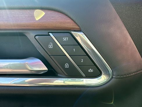 Used 2023 GMC Sierra 1500 Denali image 18