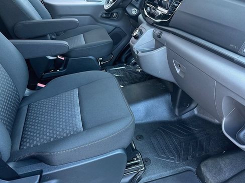 New 2023 Ford E-Transit Medium Roof w/ Interior Upgrade Package RWD image 12
