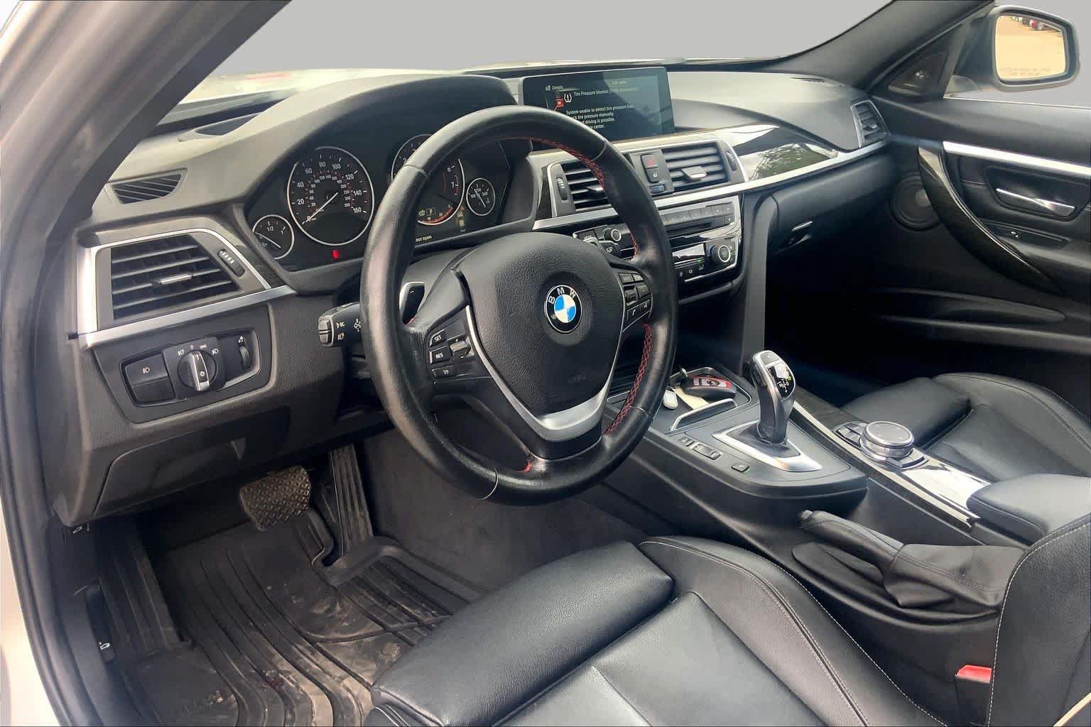Used 2016 BMW 340i Sedan RWD image 17