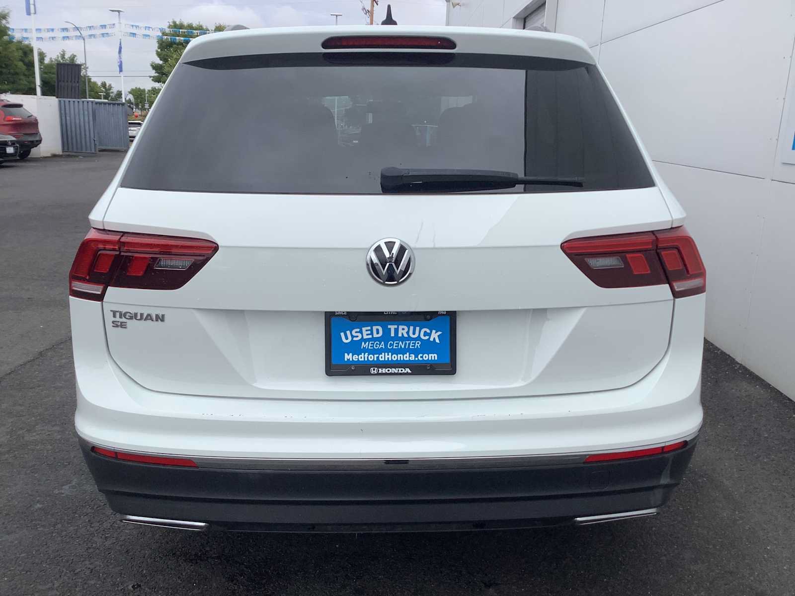 Used 2020 Volkswagen Tiguan SE FWD image 5