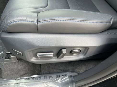 New 2026 Toyota Tundra Limited AWD/4WD image 13