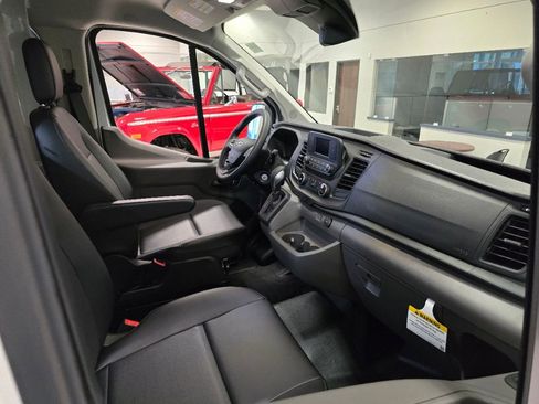 New 2025 Ford Transit 250 Low Roof image 8