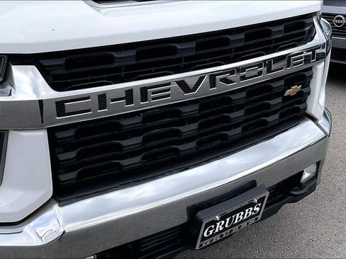 Used 2020 Chevrolet Silverado 2500 LT AWD/4WD image 37