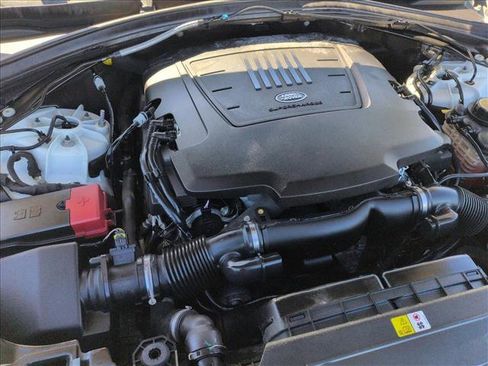 Used 2019 Land Rover Range Rover Velar S image 29