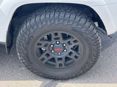 Used 2019 Toyota 4Runner TRD Pro AWD/4WD image 8