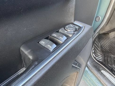 Used 2025 Chevrolet Silverado 1500 LT AWD/4WD image 21