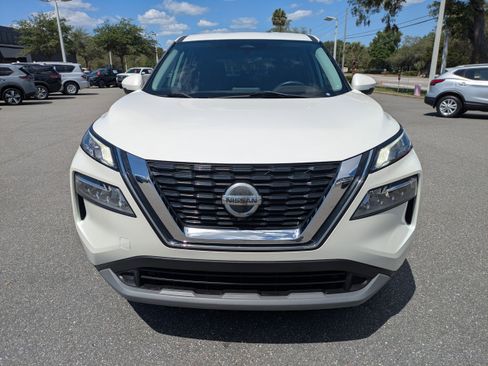 Used 2021 Nissan Rogue SV FWD image 9