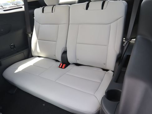 New 2026 Ford Explorer Platinum w/ LUX Leather Package AWD/4WD image 14