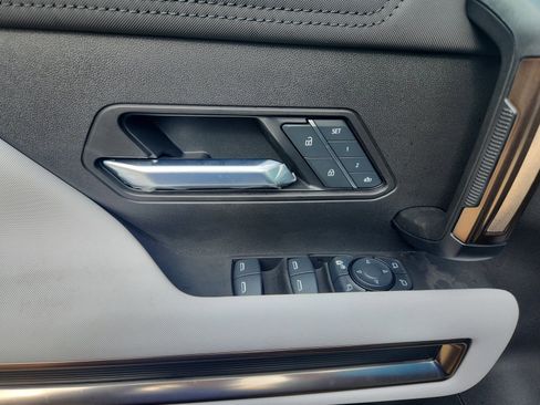 New 2025 GMC Hummer EV 3X w/ LPO, Sport Package image 7