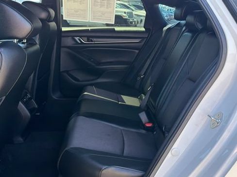 Used 2021 Honda Accord Sport image 15
