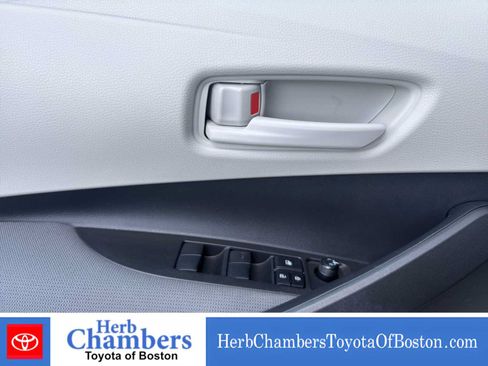 Used 2023 Toyota Corolla LE w/ LE Convenience Package FWD image 16