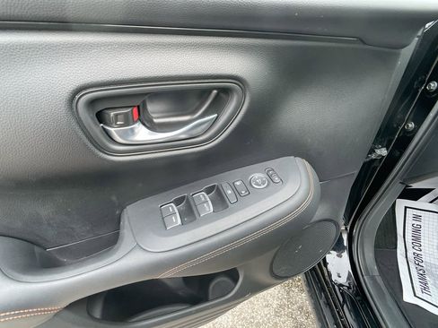 Used 2023 Honda HR-V Sport image 13