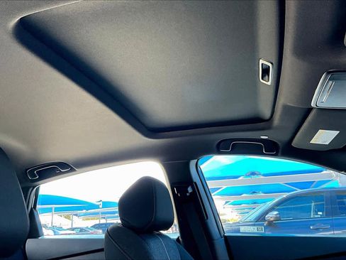 Used 2025 Honda Accord Sport image 14