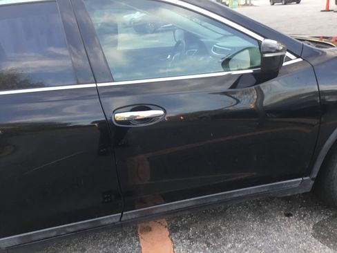 Used 2014 Nissan Rogue S image 5