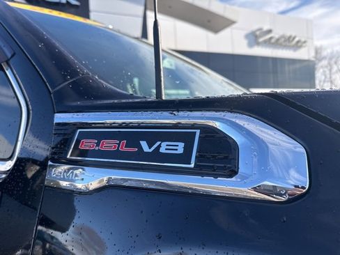 Used 2021 GMC Sierra 2500 SLE w/ SLE Value Package; image 10