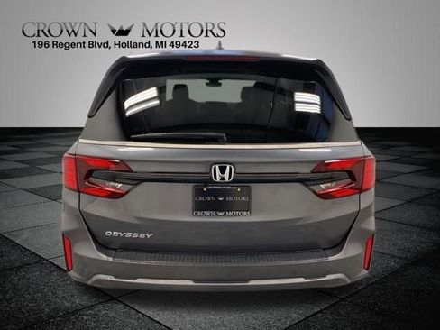 Certified 2025 Honda Odyssey EX-L image 5