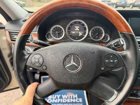 Used 2010 Mercedes-Benz E 350 Sedan image 15