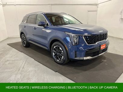Used 2025 Kia Sorento S