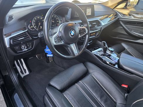Used 2017 BMW 540i RWD image 18