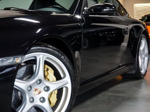 Used 2006 Porsche 911 Carrera S RWD image 71