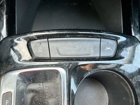 Used 2024 Chevrolet Trax ACTIV w/ Driver Confidence Package FWD image 32