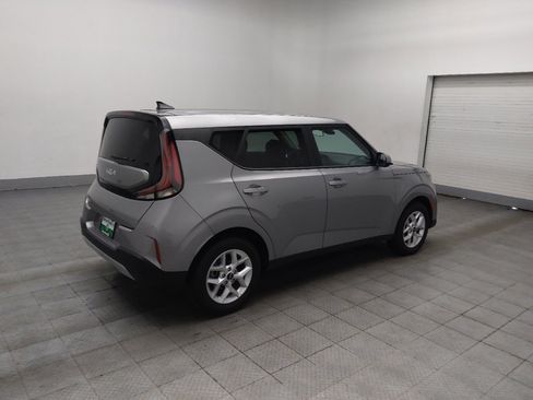 Used 2025 Kia Soul LX w/ LX Technology Package image 10