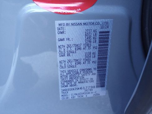 Used 2025 Nissan Frontier PRO-4X image 35