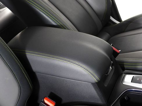 Used 2024 Subaru Ascent Onyx Edition image 16